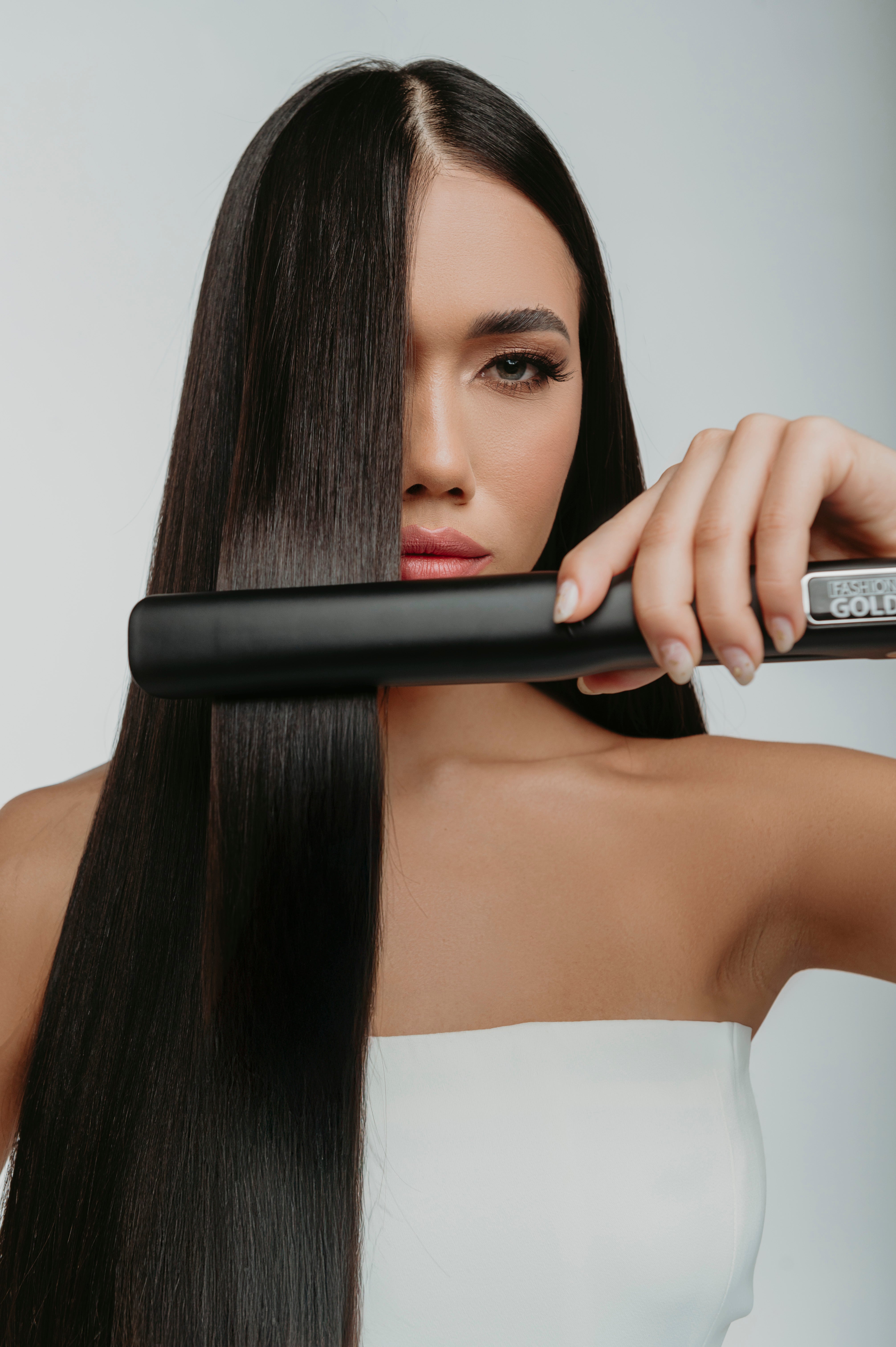 Kit Alisado Fashion Gold 300gr + Spray Protector Discovery 150ml + Plancha Fashion Gold